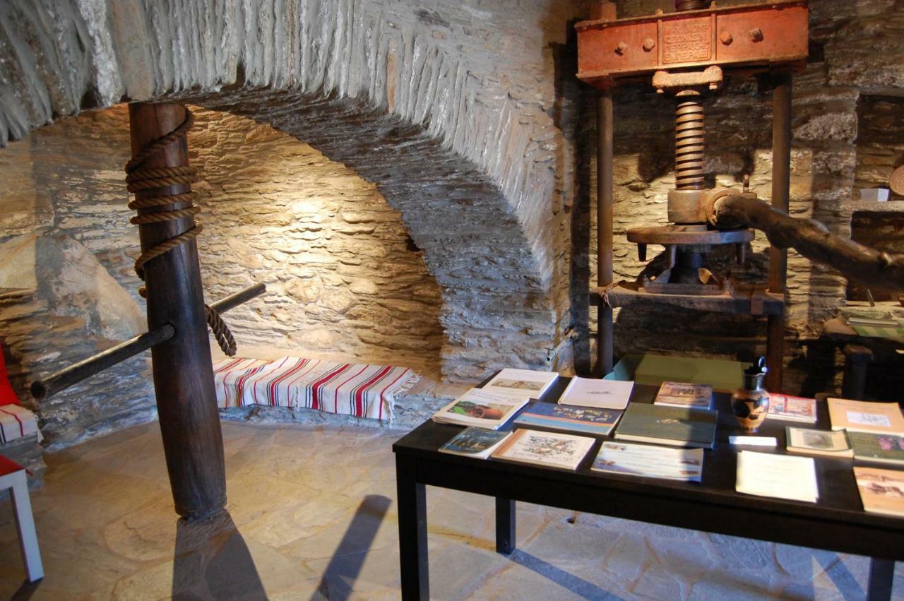 Cyclades Olive Museum'S Guest House Pitrofos Экстерьер фото